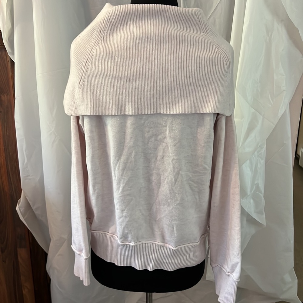 Sweater - Picture 5 of 6